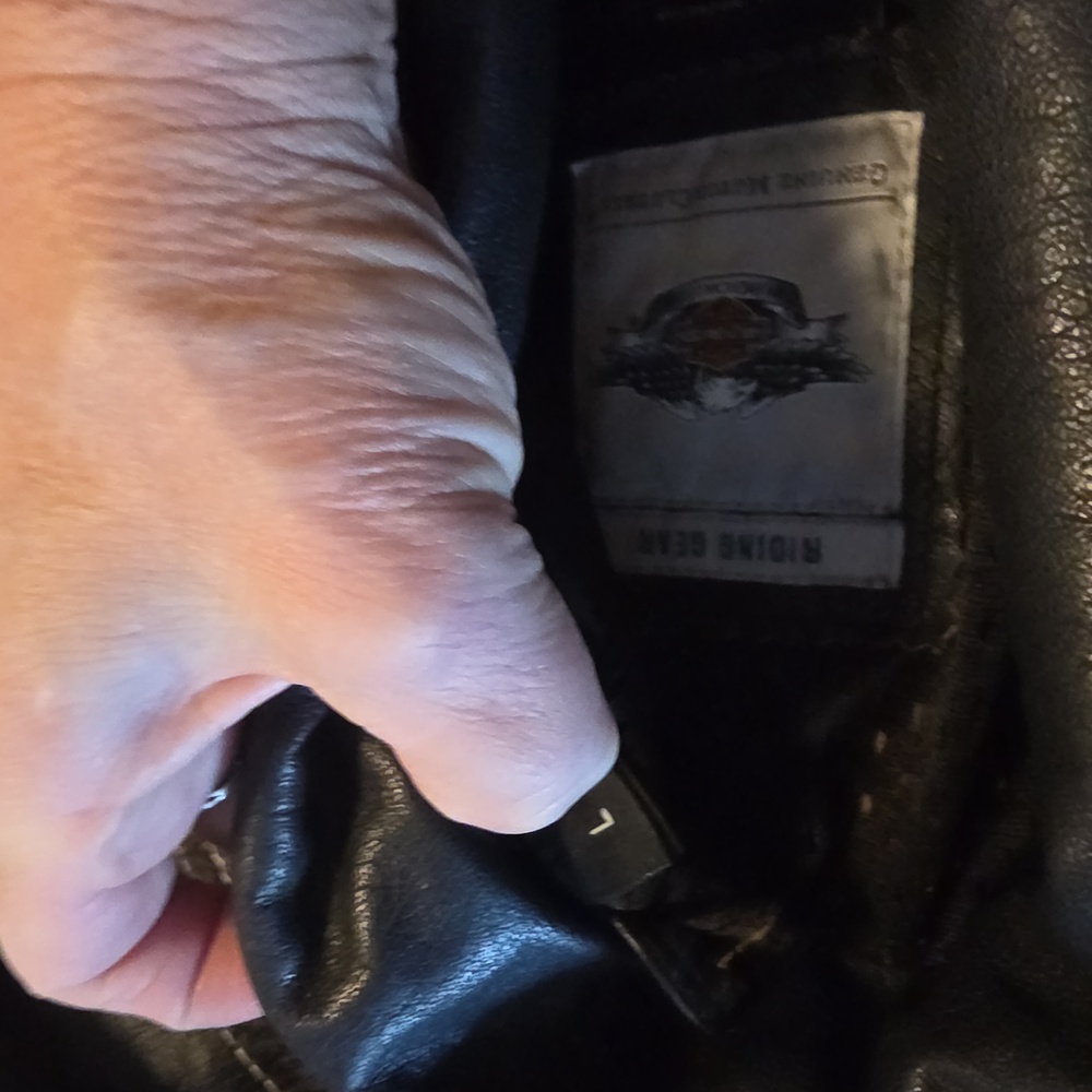 Harley-Davidson Black Leather Jacket with Brown Stitching - Picture 11 of 11